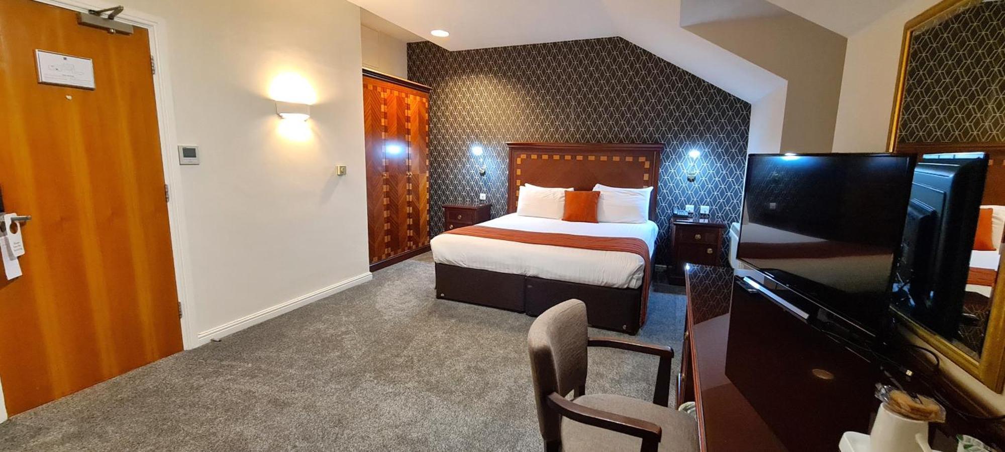 Manor Of Groves Hotel, Golf & Health Club Sawbridgeworth Extérieur photo
